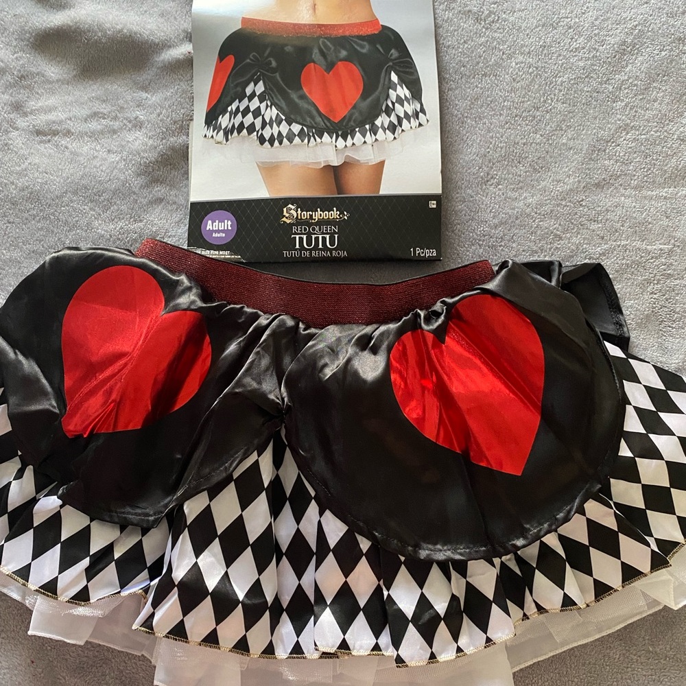 Women’s costume